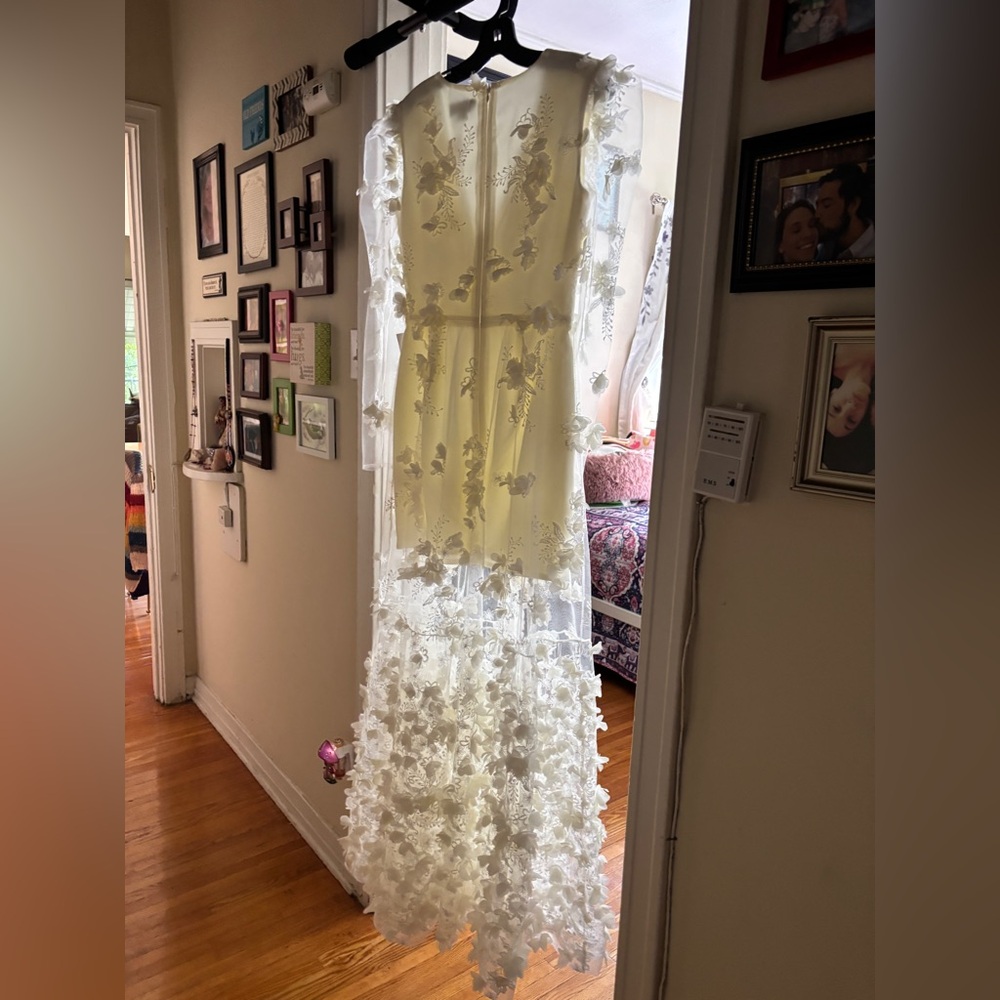 BRAND NEW/NEVER WORN Anthropologie Helsi Long-Sleeve V-Neck Floral Maxi Dress - Picture 3 of 10